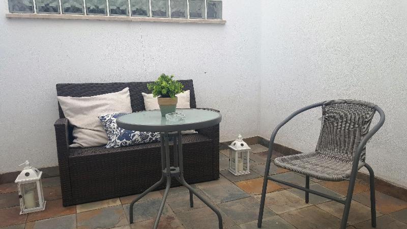 Azz Sevilla Torre De La Plata Apartamentos Номер фото
